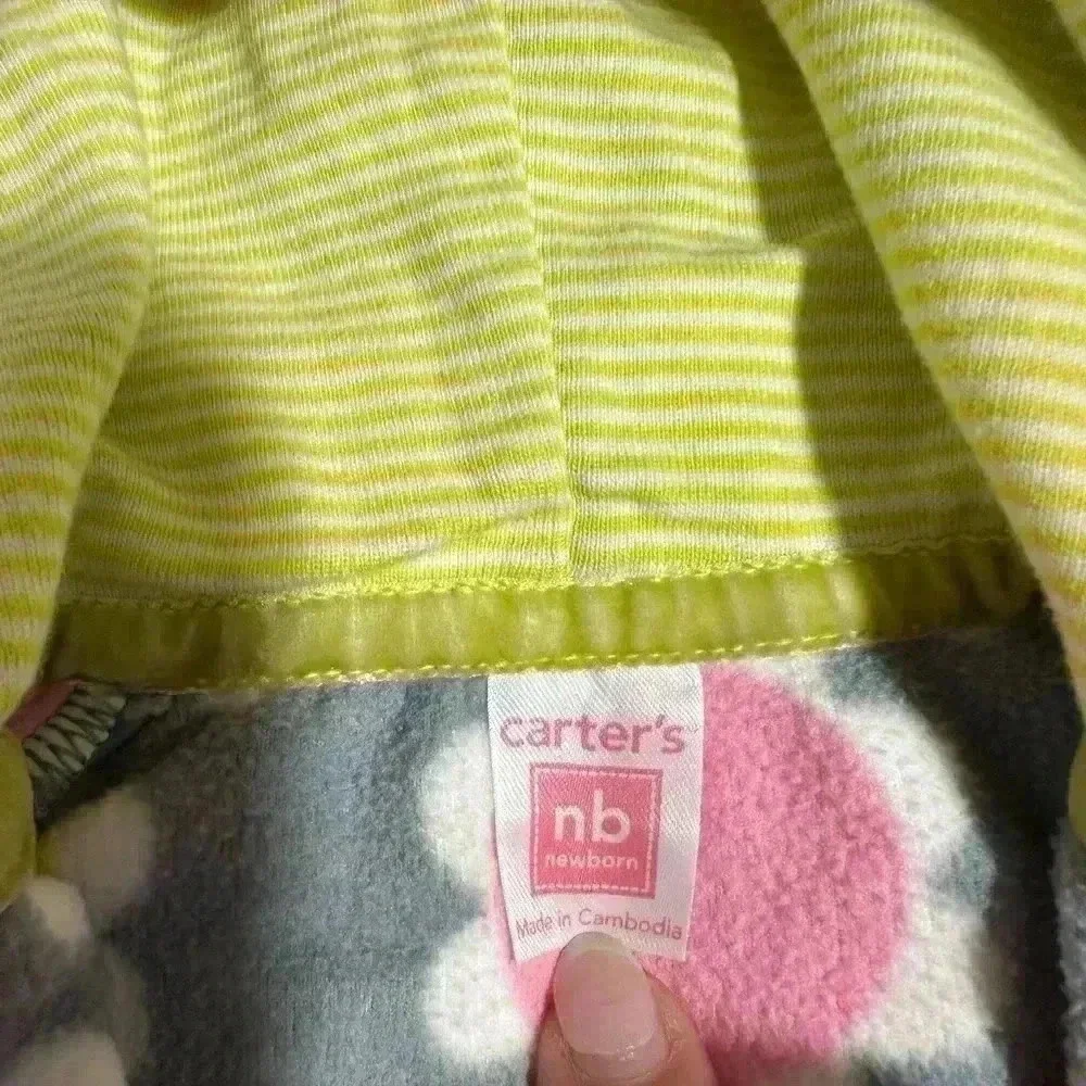 Carter's Girls Size Newborn‎ Long Sleeve Floral Gray & Pink Hoodie